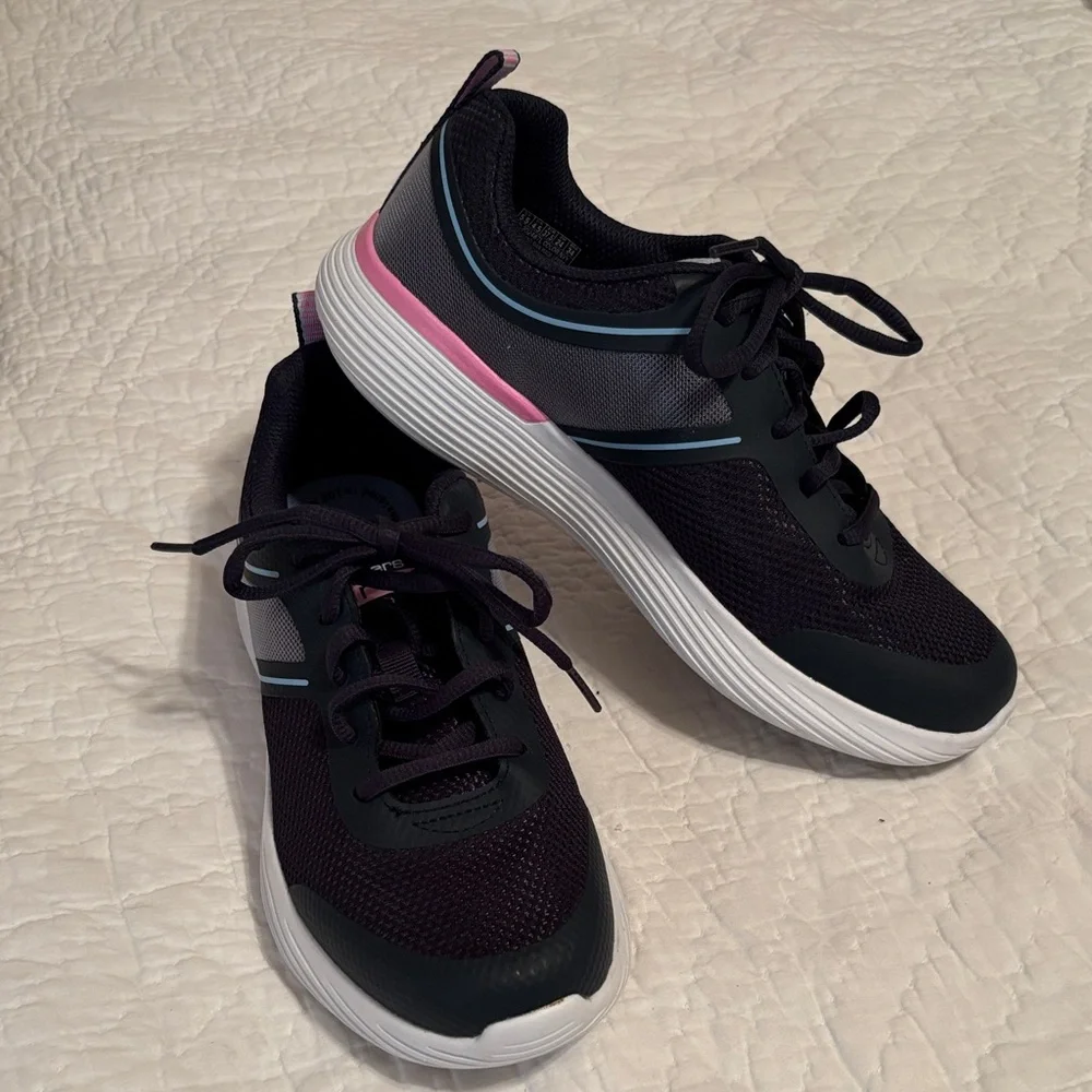 Sketcher go run blue and‎ Pink Sneakers